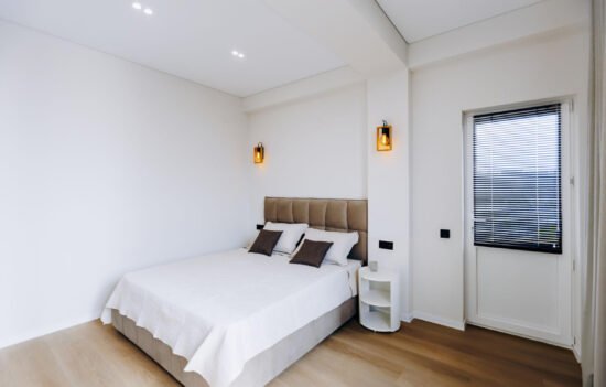 la Résidence Dar Ananour Votre Studios de Luxe à Agadir Offrez-vous un Studio chic à louer, location appartement agadir par jour, studio a louer a agadir par mois, appartement a louer agadir longue durée, appartement a louer agadir, Studio meublé à louer, Location Appartement Agadir neufs, studio a louer Agadir, agadir luxury appartement, appartement de lux agadir, appartement chic à louer, studio meublé a louer agadir,